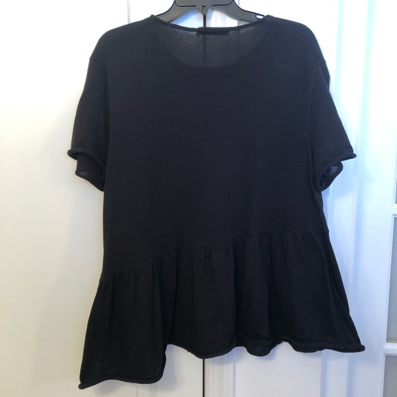 Zara Black Boxy knit top with flounce hem. - Picture 2 of 6